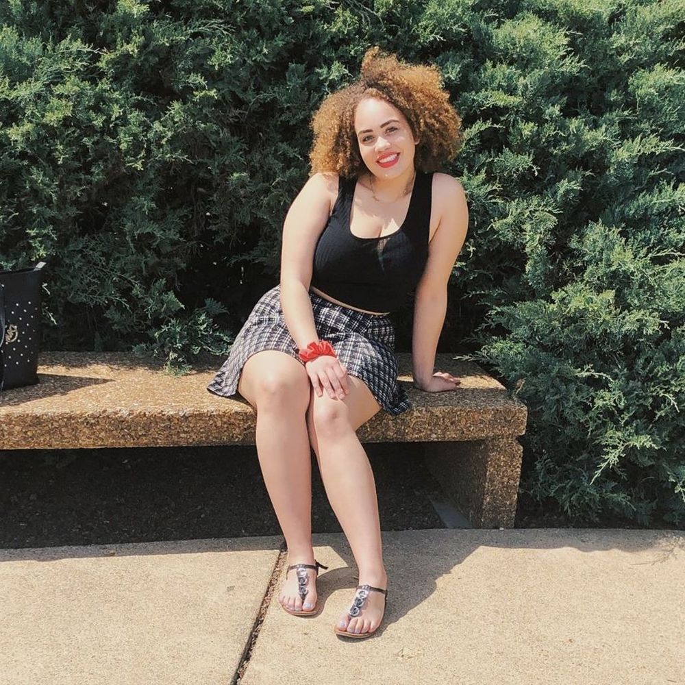 Meet your Posher, Laiza